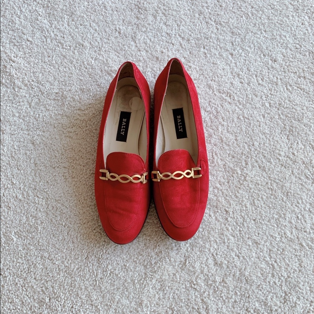 Bally loafers - size 9 - brand new